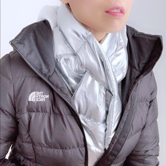 CHIC Puffer Down Neck Warmer Scarf- SILVER - Picture 7 of 8